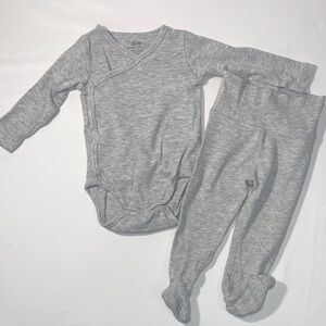 H&M Light Gray Bodysuit and Pants Set Size 4-6 Months